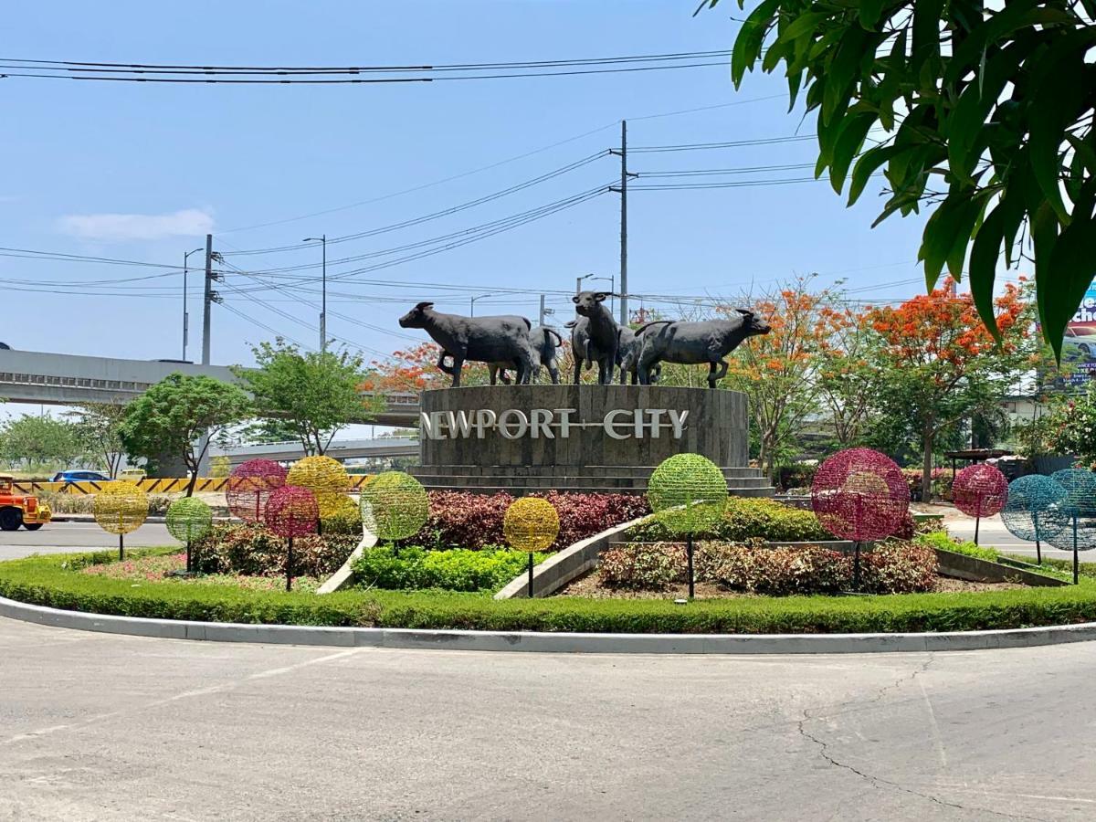101 Newport Chillax C2 Airport Pasay Apartment